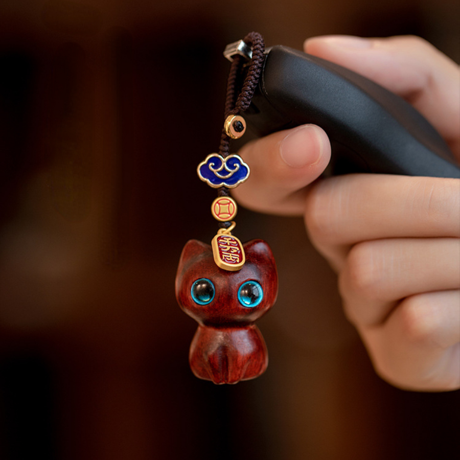 Car Key Chain Red Sandalwood Cute Cat Pendant Keychain Accessories