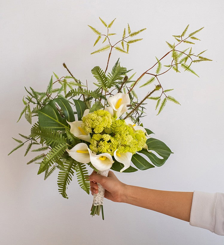 Calla Lily, Monstera, Fern leaf, Aglaia Odorata Flowers, Beautiful Modern Flower Arrangement for Home Decoration, Simple Artificial Floral for Living Room