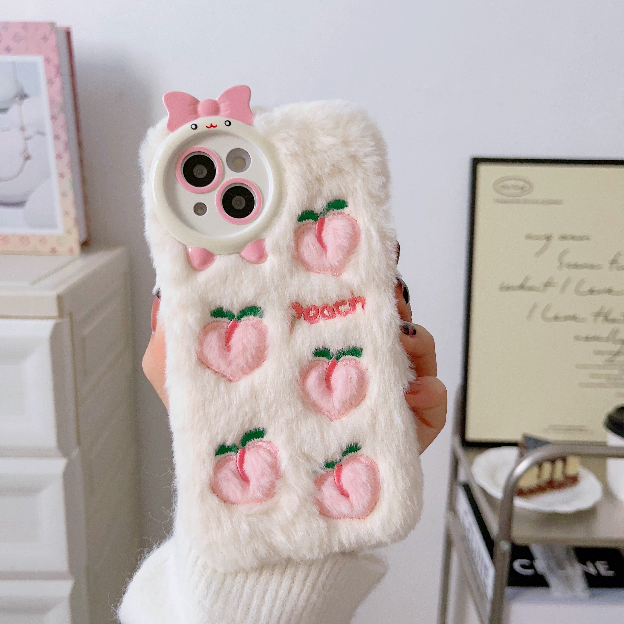 Cute Little Peach Warm And Anti Falling Plush Phone Case