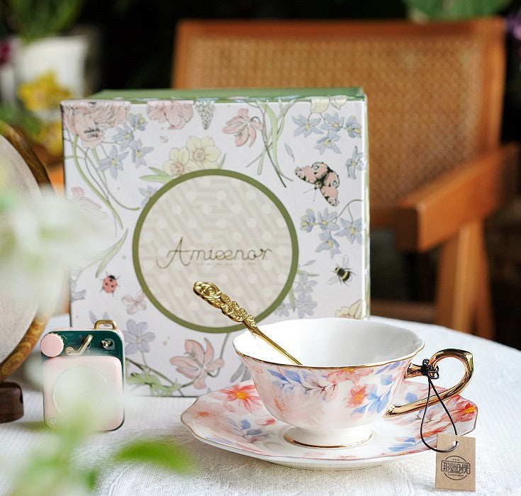 Flower Bone China Porcelain Tea Cup Set, Unique Tea Cup and Saucer in Gift Box,British Royal Ceramic Cups for Afternoon Tea, Elegant Ceramic Coffee Cups