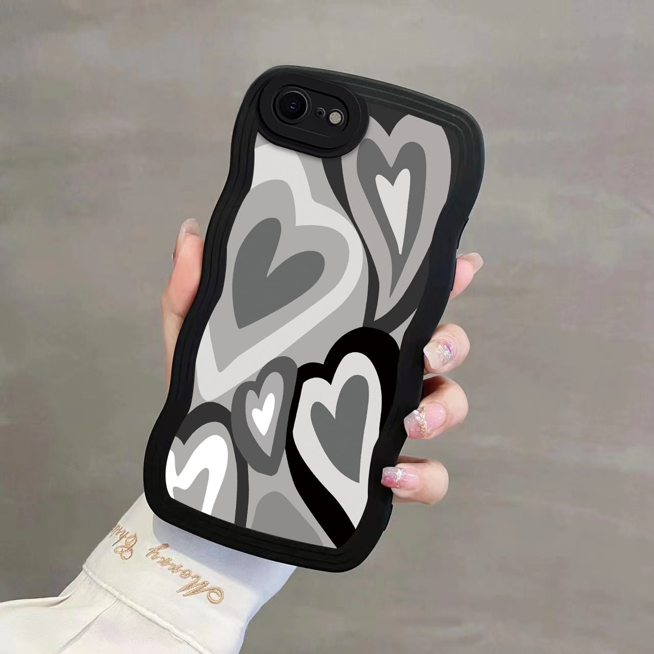 New Minimalist Style Heart-shaped Wave Edge Anti-drop Anti-fingerprint Phone Case