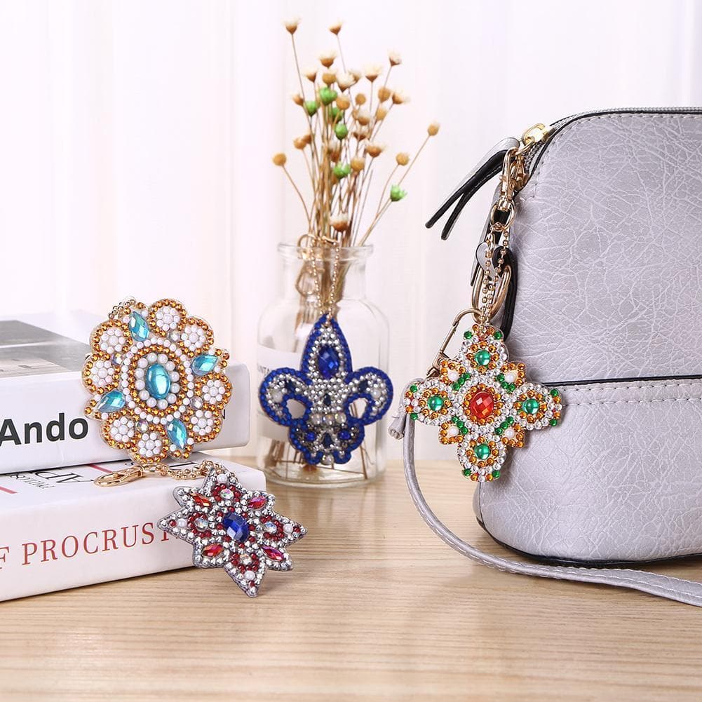 4pcs DIY  Mandala Full Drill Special Shaped Diamond  Keychain ktclubs.com