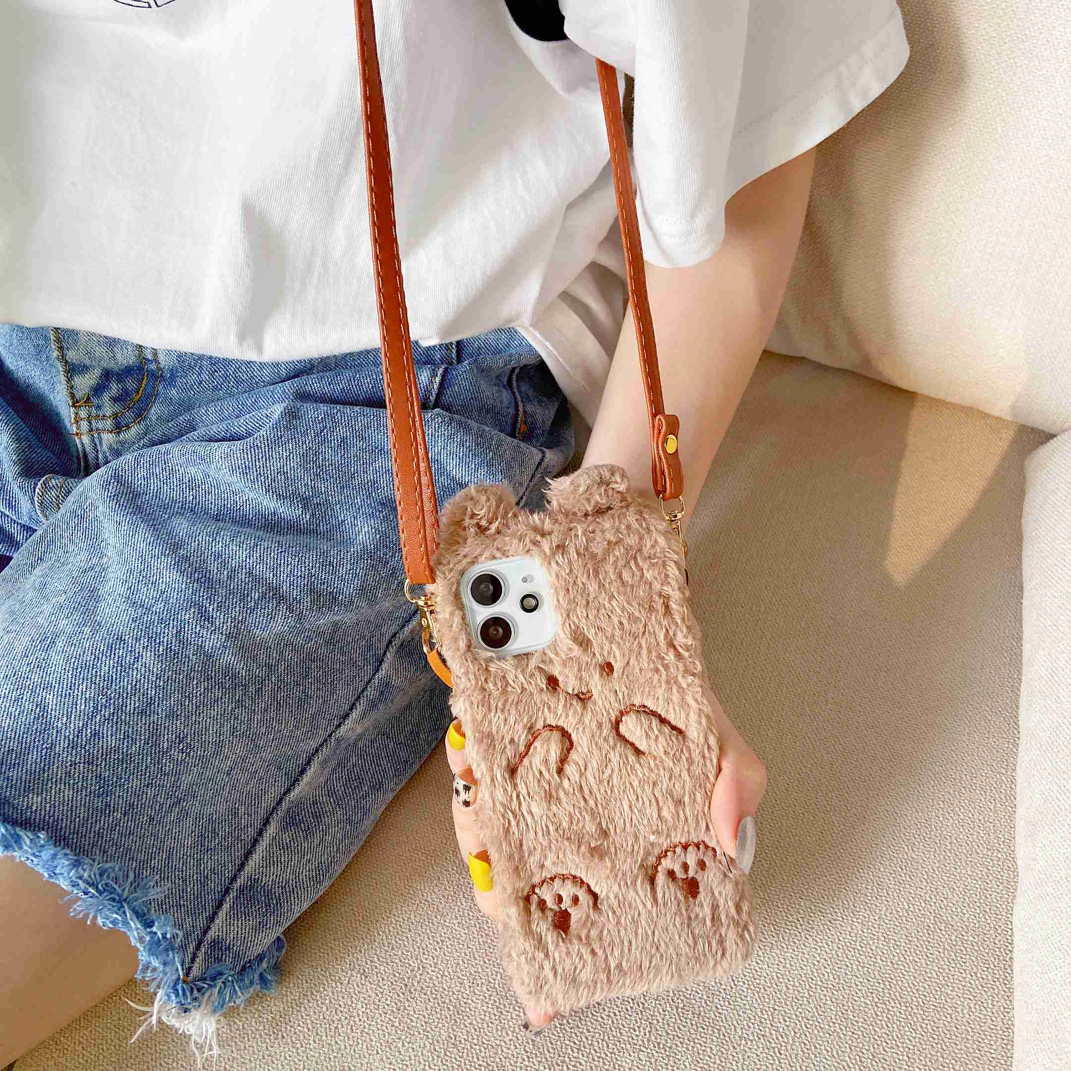 Plush Bear Mobile Phone Case With  Lanyard, Suitable For IPhone12, Winter Mobile Phone Case