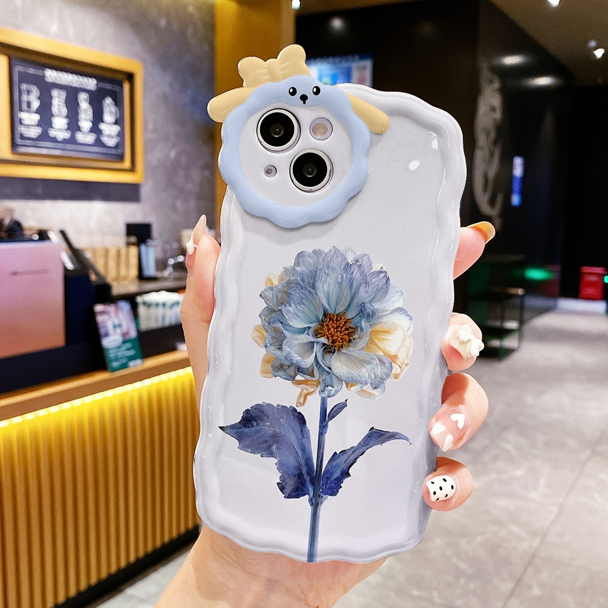 Phone Case With Elegant Beautiful Flower