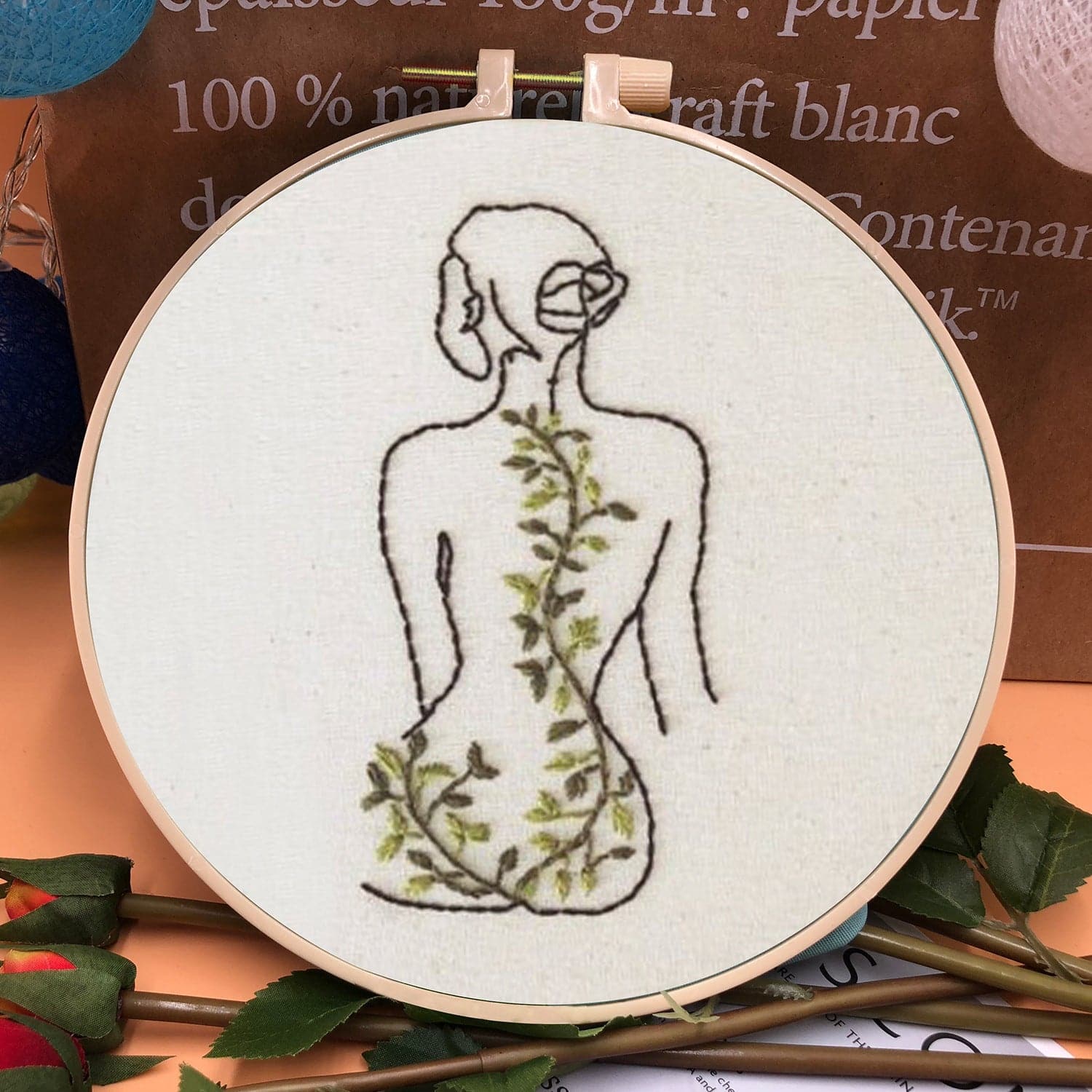 Beautiful girl-Embroidery ktclubs.com