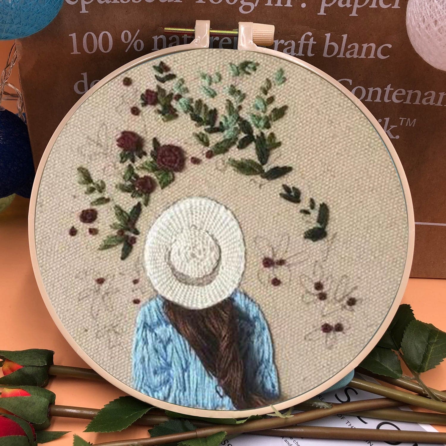 Beautiful girl-Embroidery ktclubs.com