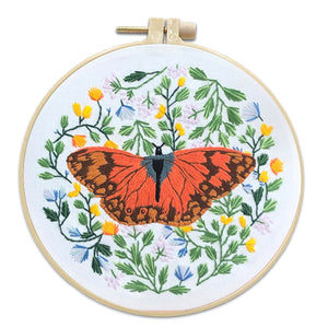 "Butterfly in the flowers"-Embroidery ktclubs.com