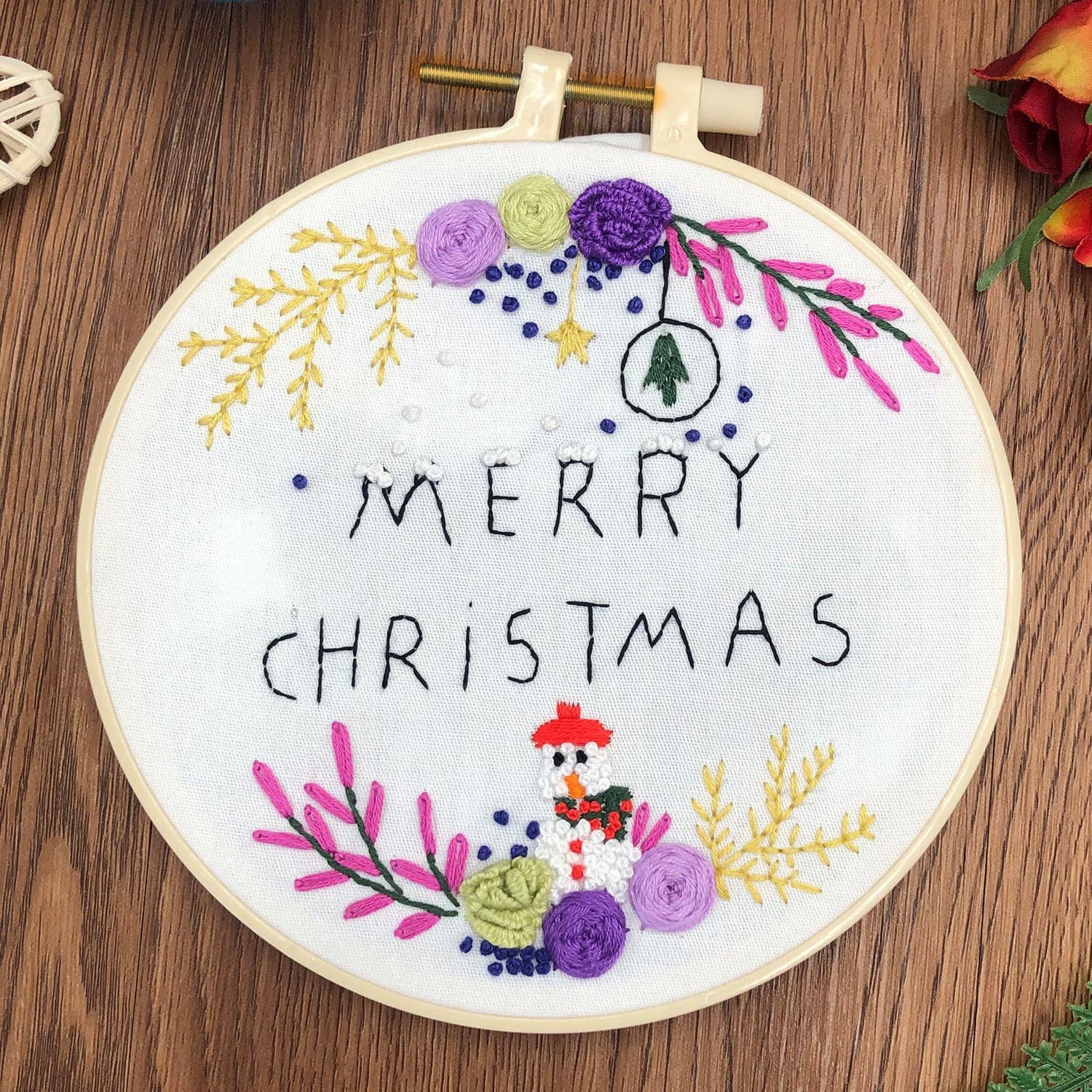 Christmas-embroidery ktclubs.com