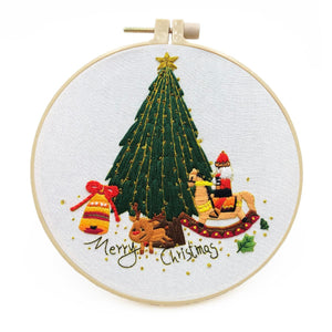 Christmas tree-embroidery ktclubs.com