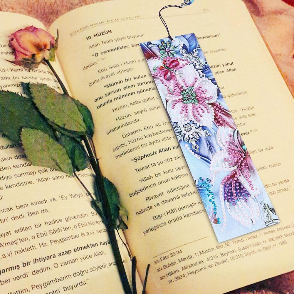 DIY Flower Special Shaped Diamond Leather Tassel Bookmark ktclubs.com