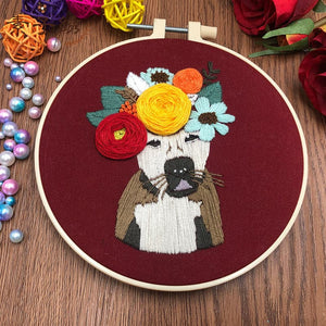 "Dog in a Garland" - Embroidery ktclubs.com