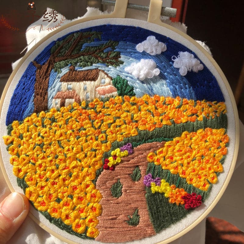 "House in a Field of Flowers" - Embroidery ktclubs.com