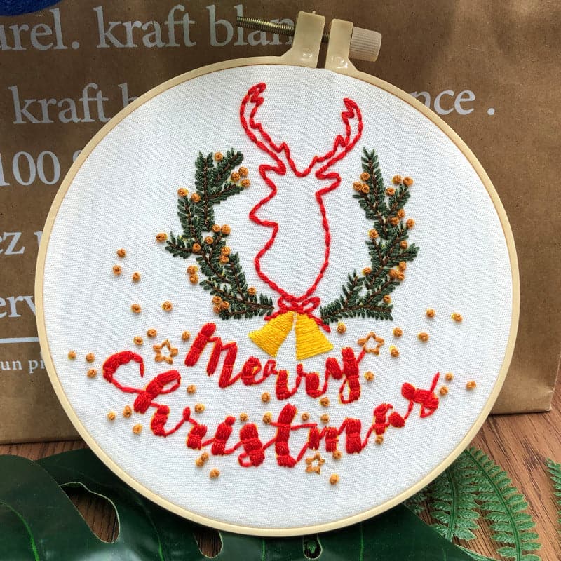 “Merry Christmas”-Embroidery ktclubs.com