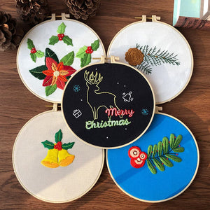 "Merry Christmas"-embroidery ktclubs.com