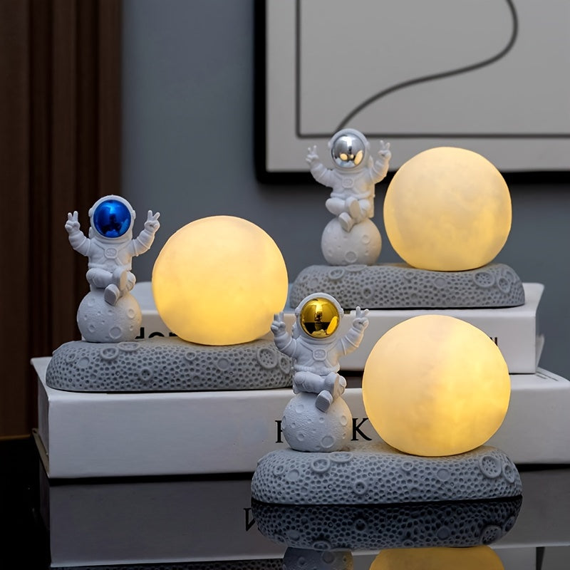 1pc Unique Space Astronaut Night Light, Desktop Ornament Reading Light, Desk Lamp Reading Light For New Year Valentine's Day Mother's Day Gift