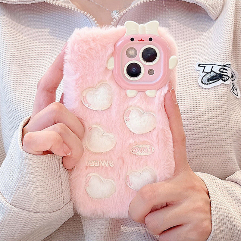 Plush Embroidered Heart Pattern Phone Case