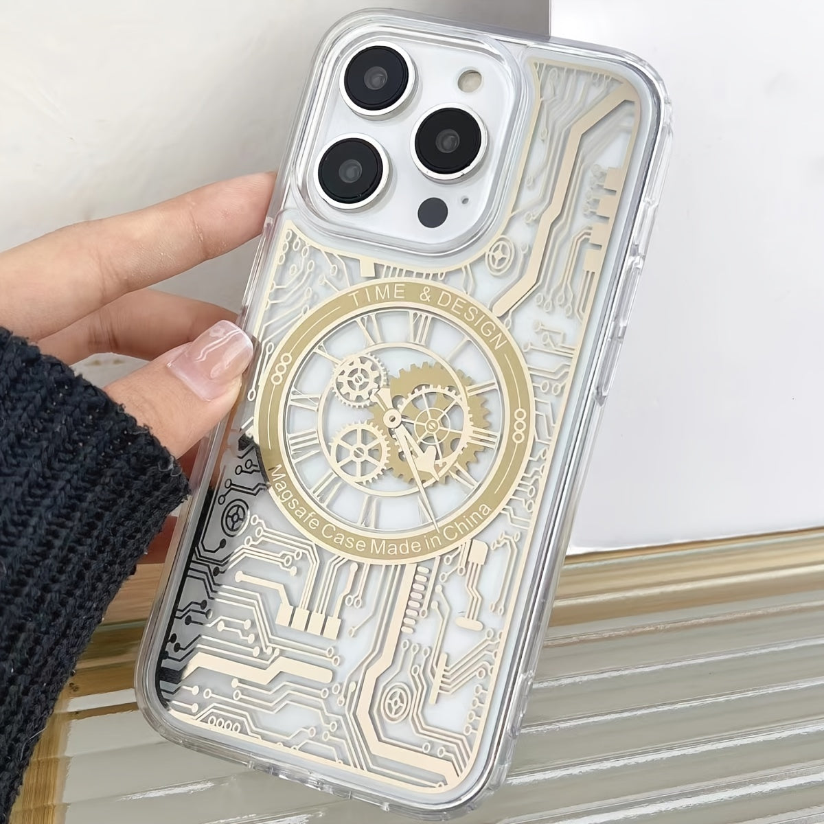 Light Luxury Mechanical Punk Magnetic Mobile Phone Case